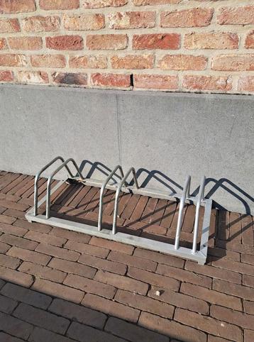 Stevig gegalvaniseerd Fietsenrek voor 3 fietsen  beschikbaar voor biedingen