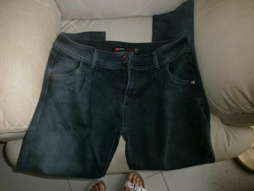 Jean gris foncé W32 ( L ), Kleding | Dames, Spijkerbroeken en Jeans, Gedragen, W33 - W36 (confectie 42/44), Grijs, Ophalen of Verzenden
