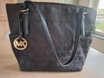 Michael Kors handtas zwart met logo, Handtassen en Accessoires, Tassen | Damestassen, Ophalen, Gebruikt, Zwart, Overige typen