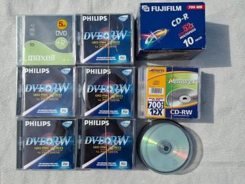 Lot CD-R  -  CD+RW  -  DVD-R  -  DVD+RW beschikbaar voor biedingen