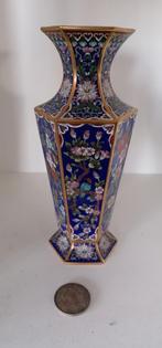 cloisonne vaas, Ophalen