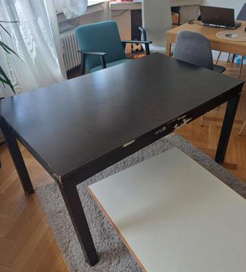 Table Ikea Bjursnas beschikbaar voor biedingen
