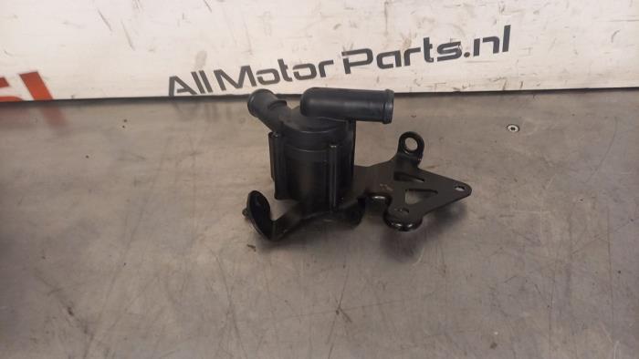 Pompe à eau supplémentaire d'un Audi RS6, Autos : Pièces & Accessoires, Climatisation & Chauffage, Audi, Utilisé, 3 mois de garantie