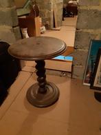 table ronde en chêne,  diamètre 46 cm,hauteur 60 cm, Antiquités & Art, Antiquités | Meubles | Tables, Enlèvement