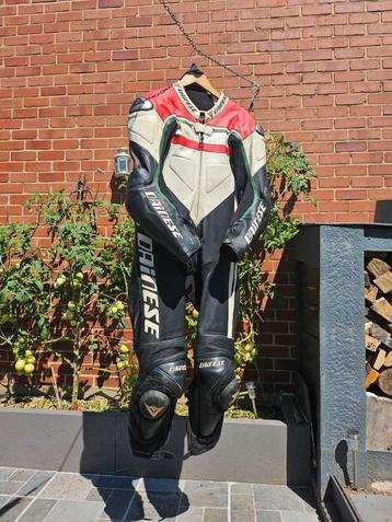 Cuire dainese titanium T50  beschikbaar voor biedingen