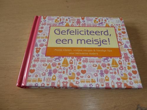Gefeliciteerd een meisje, Boeken, Zwangerschap en Opvoeding, Nieuw, Opvoeding tot 6 jaar, Ophalen of Verzenden