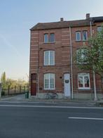 Ruime rijwoning met koer en garage, Direct bij eigenaar, Dendermonde, 305 kWh/m²/jaar, 4 kamers