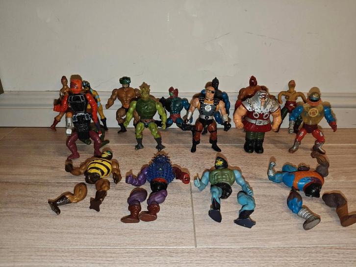 16 originele figuren van Masters of the Universe, Collections, Jouets miniatures, Utilisé, Enlèvement ou Envoi