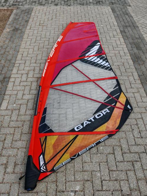 Severne Gator windsurf zeilen., Sports nautiques & Bateaux, Planche à voile, Utilisé, Voile, Avec sac de transport