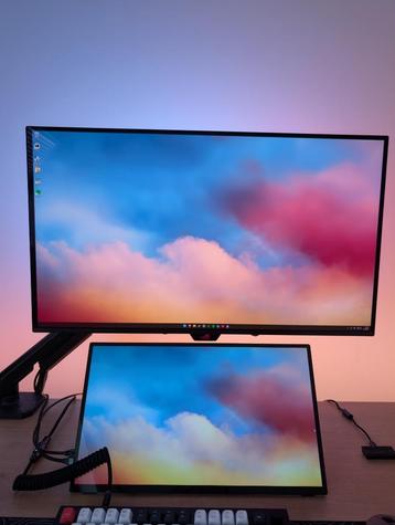 Asus ROG Swift OLED PG32UCDM-gamingmonitor (32 „4K 240 Hz) beschikbaar voor biedingen