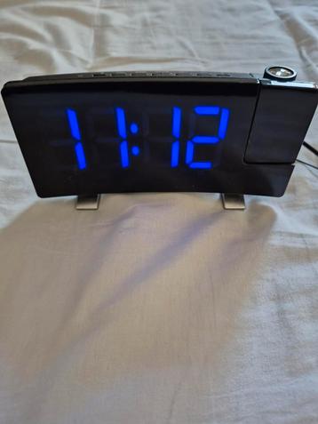 klok met projectie, Electroménager, Réveils, Enlèvement ou Envoi, Comme neuf