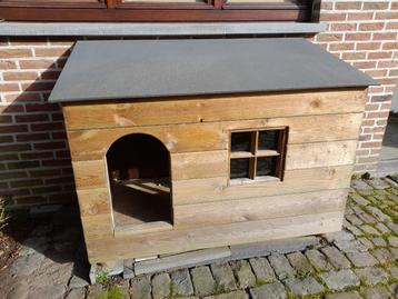 Hondenhok beschikbaar voor biedingen