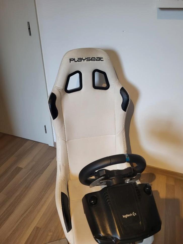 Race cockpit PlaySeat incl. Logitech stuur en pedalen, Games en Spelcomputers, Spelcomputers | Sony PlayStation 5, Gebruikt, Ophalen