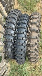 Buiten banden, Motoren, Ophalen