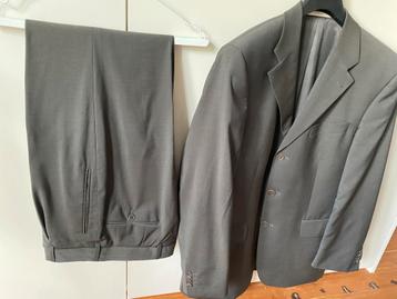 Maatpak - Féraud Paris beschikbaar voor biedingen