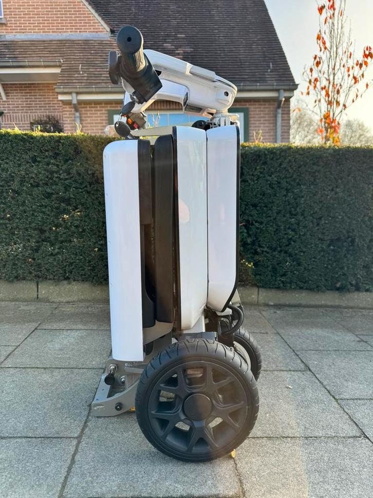 Voiturette électrique pliable Atto Scootmobiel d’Voyage, Divers, Chaises roulantes, Neuf, Fauteuil roulant électrique, Pliant