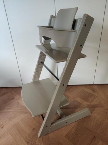 Stokke Tripp Trapp met verkleinset beschikbaar voor biedingen