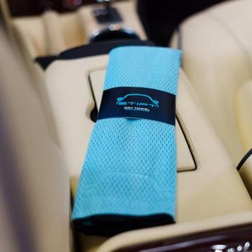 DIVERSEN STIPT Dry Towel * -- (01-1950/12-2010) beschikbaar voor biedingen