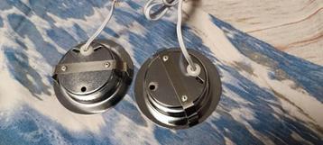 2 x 12v spotjes beschikbaar voor biedingen