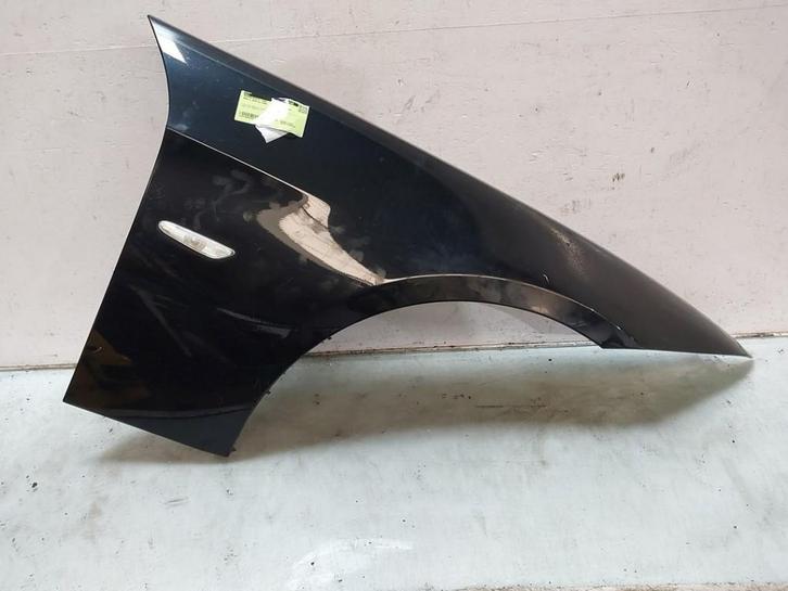 SPATBORD RECHTS VOOR BMW 3 serie Touring (E91), Auto-onderdelen, Carrosserie, Spatbord, BMW, Voor, Rechts, Gebruikt