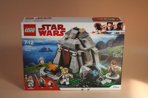 LEGO Star Wars Sealed 75200 Ahch-To Island Training, Enfants & Bébés, Jouets | Duplo & Lego, Neuf, Lego, Ensemble complet, Enlèvement ou Envoi