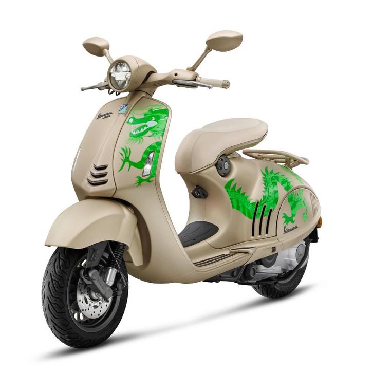 Vespa 946 Dragon | Limited-Edition | KORTING, Motoren, Motoren | Overige merken, Bedrijf, Scooter, 11 kW of minder, 1 cilinder