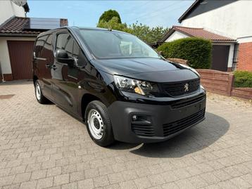 Peugeot Partner 1.6HDI camera,navi,cruise control,3 zit beschikbaar voor biedingen