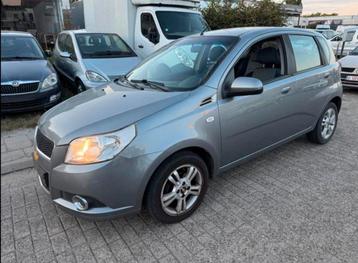 Chevrolet Aveo // Benzine Weinig Km beschikbaar voor biedingen