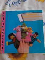 Gebreide vingerpoppetjes Susie Johns, Hobby en Vrije tijd, Breien en Haken, Ophalen of Verzenden, Zo goed als nieuw, Breien, Patroon of Boek