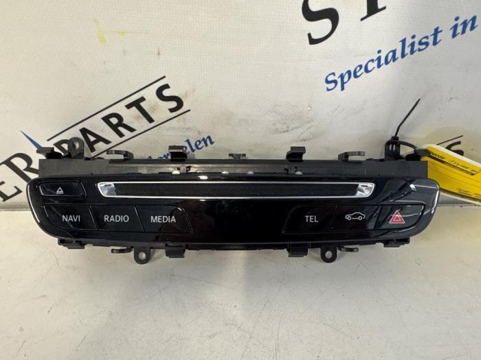 Radiobedienings paneel van een Mercedes C-Klasse, Auto-onderdelen, Dashboard en Schakelaars, Mercedes-Benz, Gebruikt, 3 maanden garantie