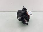 KACHEL VENTILATORMOTOR Audi A3 Limousine (8VS / 8VM), Gebruikt, Audi