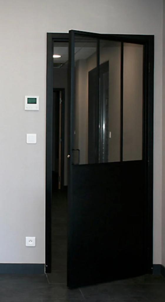 steel look deur, Doe-het-zelf en Bouw, Deuren en Vliegenramen, Ophalen