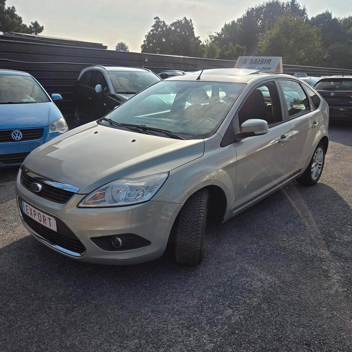 Ford focus GHIA 2010 annee airco toit ouvrant 1550euros, Auto's, Ford, Bedrijf, Te koop, Focus, ABS, Adaptive Cruise Control, Airbags