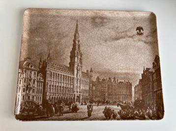 Vintage melamine dienblad van Brussels Grand Place 