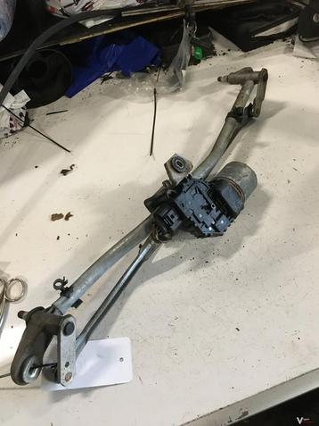 Audi A4 2001 Ruitenwissermechaniek met motor beschikbaar voor biedingen