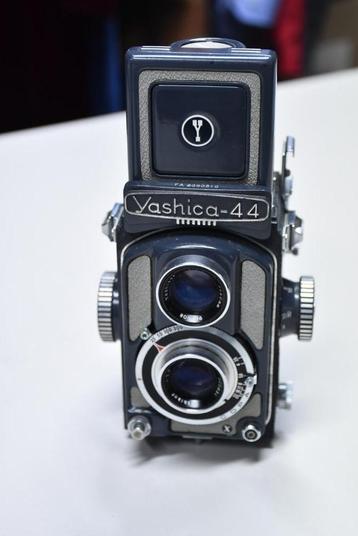 YASHICA 44 beschikbaar voor biedingen