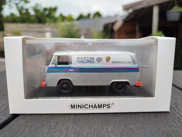 Volkswagen T2 Transporter Porsche Martini 1/43 Minichamps beschikbaar voor biedingen