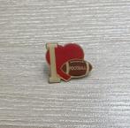 PIN - I LOVE FOOTBALL - AMERICAN FOOTBALL - RUGBY, Verzenden, Gebruikt, Sport, Speldje of Pin