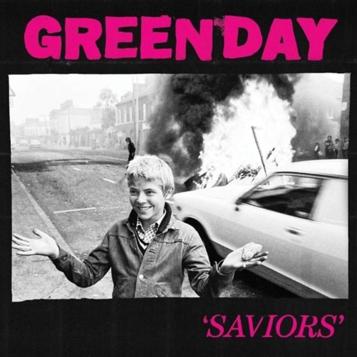 Green Day - Saviors cd, Cd's en Dvd's, Cd's | Rock, Zo goed als nieuw, Poprock, Ophalen of Verzenden