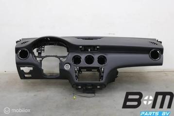 Dashboard Mercedes A-Klasse W176 A1766801801 beschikbaar voor biedingen