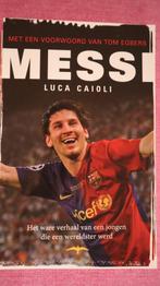 Messi - Biografie, Luca Caioli, Ophalen of Verzenden, Zo goed als nieuw, Sport