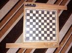Ancien jeu de dames et marelle, Ophalen, Gebruikt