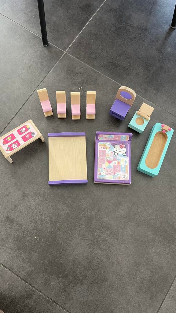 Mini houten meubels poppenhuis, Kinderen en Baby's, Speelgoed | Poppenhuizen, Ophalen, Zo goed als nieuw, Poppenhuis