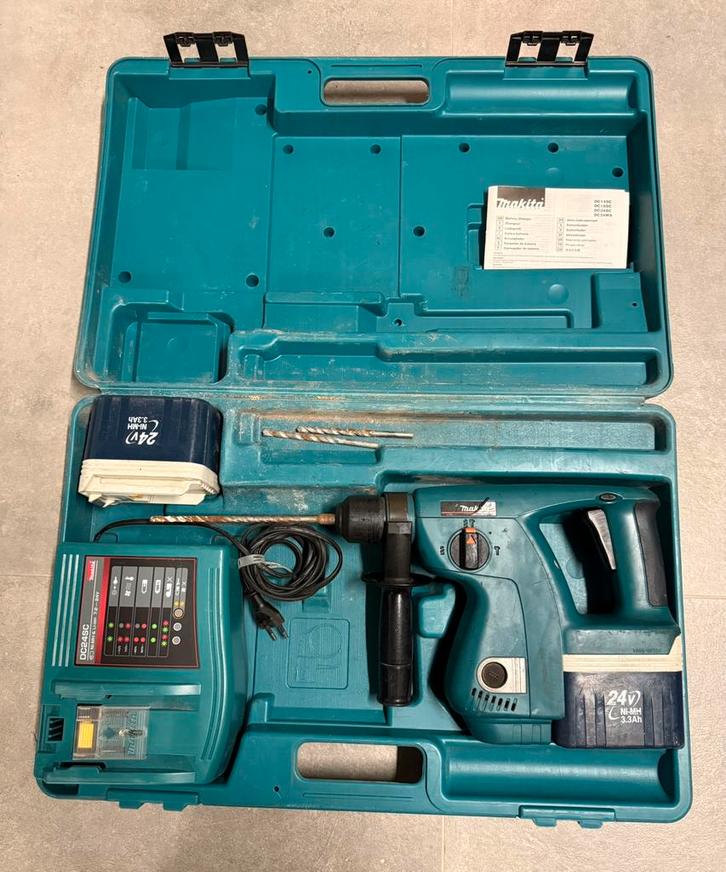 Foreuse a percussion Makita 24V – Coffret complet, Bricolage & Construction, Outillage | Foreuses, Comme neuf, Enlèvement
