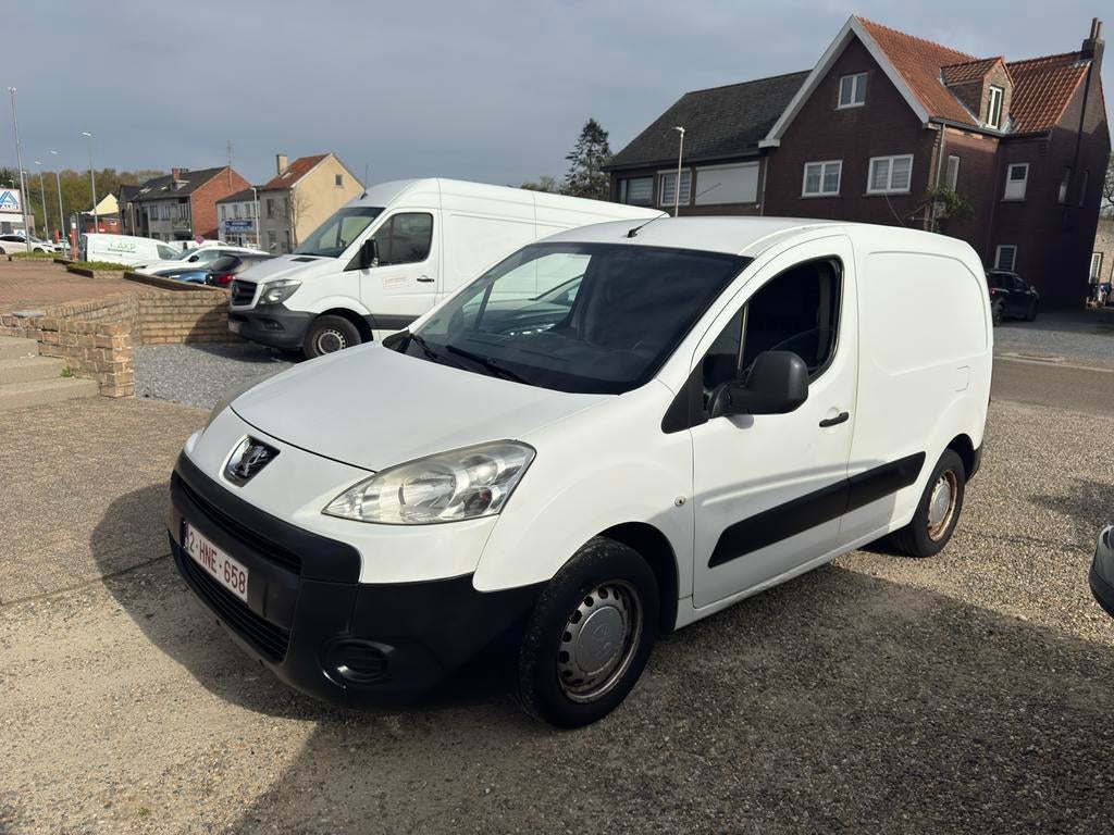 Peugeot Partner 1.6HDI 90pk – 2010– 221.000 km – Gekeurd vvk, Auto's, Voorwielaandrijving, Stof, 1600 cc, Wit