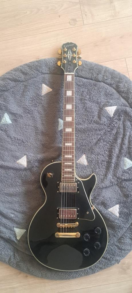 Epiphone Les Paul Custom, Enlèvement, Epiphone