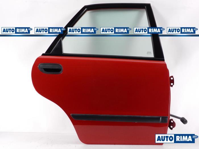 Portier 4Deurs rechts-achter van een Volvo S40 (241), Gebruikt, -, Deur, -