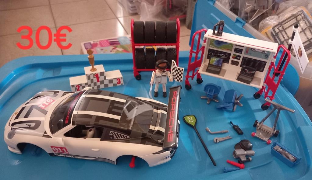 Playmobil porsche, Enlèvement