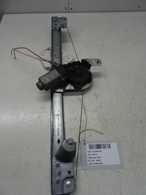 VITRE MECANISME AVANT DROIT Dacia Logan MCV (KS) (118482), Autos : Pièces & Accessoires, Vitres & Accessoires, Dacia, Utilisé