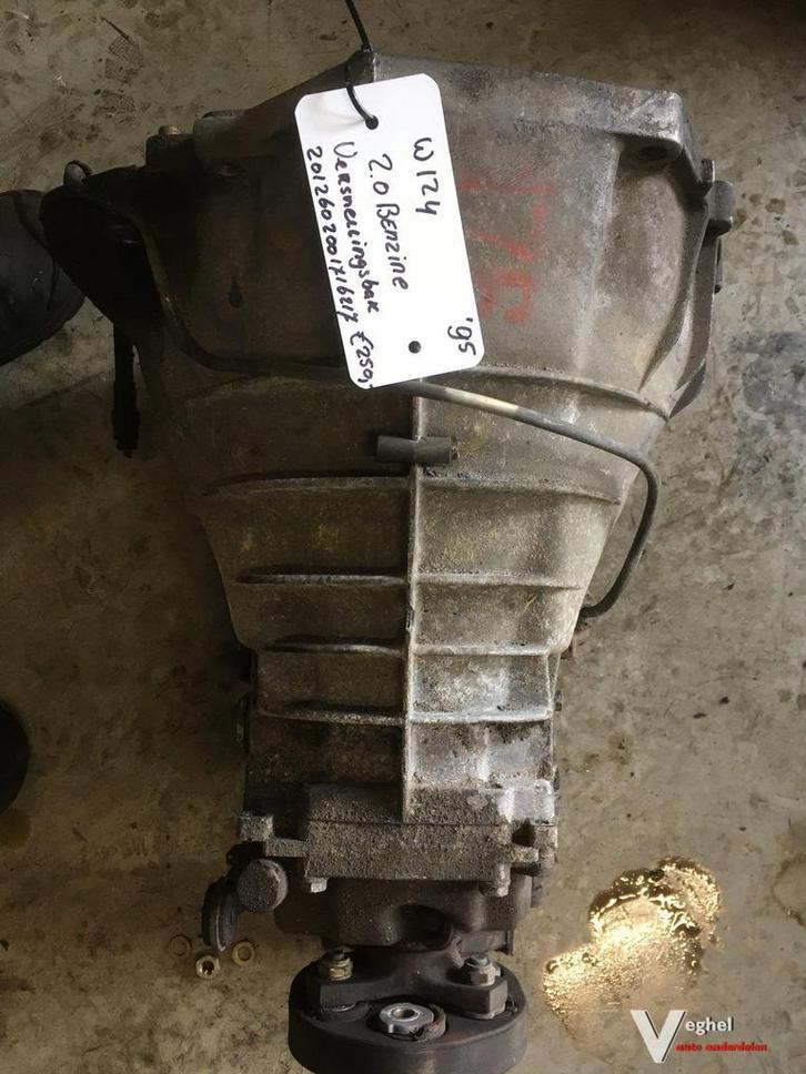 Mercedes w124 2.0 benzine '92, Auto-onderdelen, Transmissie en Toebehoren, Gebruikt, Ophalen